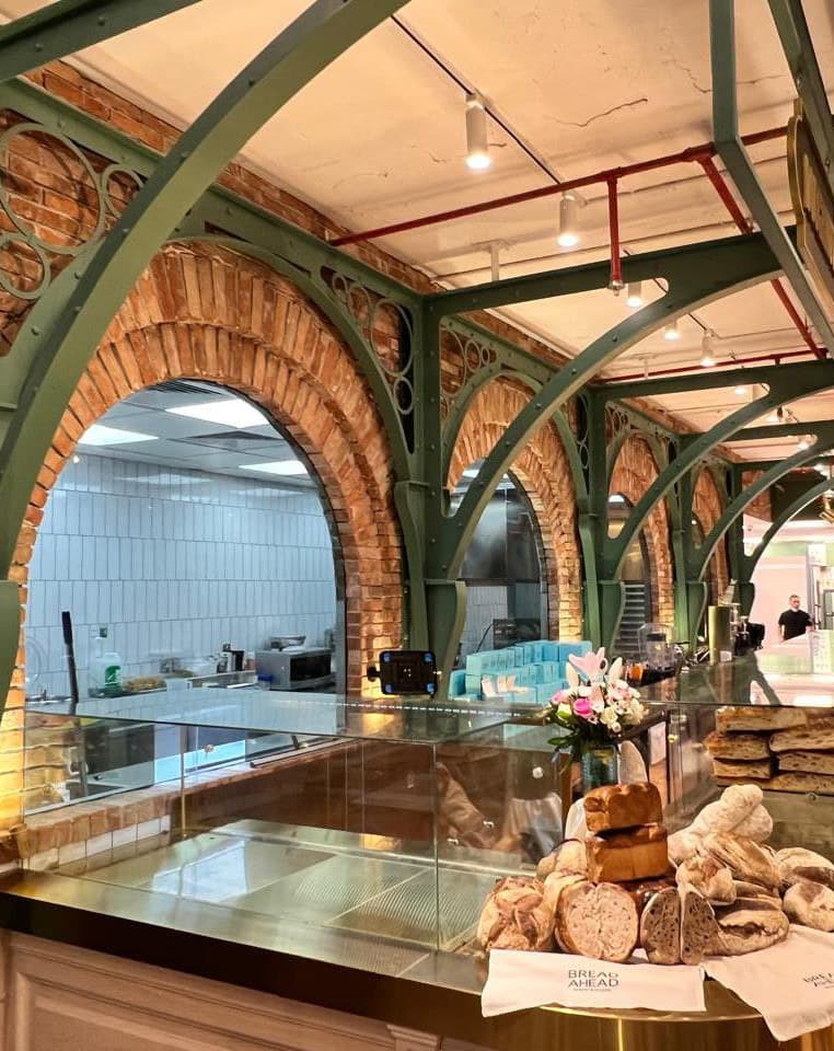 Bread Ahead, Restaurant & Lounge